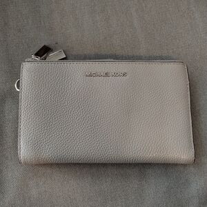 Michael Kors Double Zip Wallet